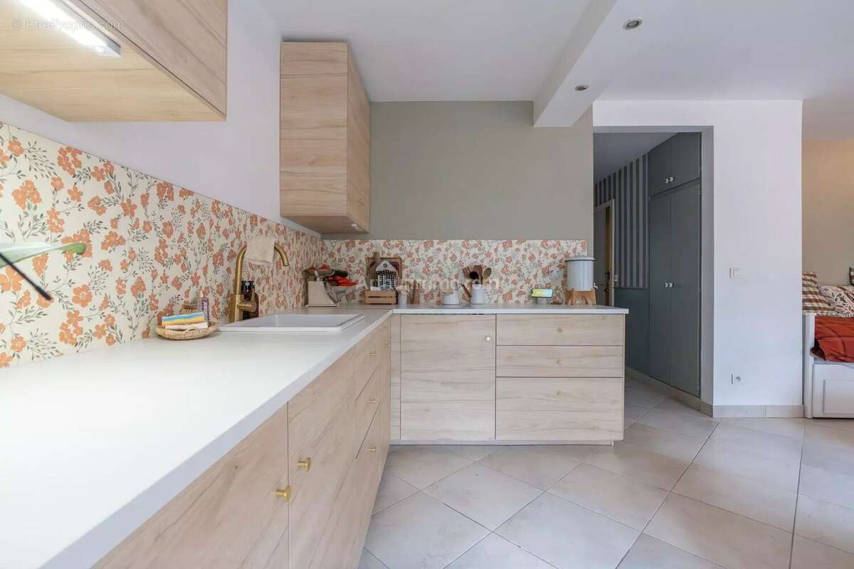 Appartement à THORIGNY-SUR-MARNE