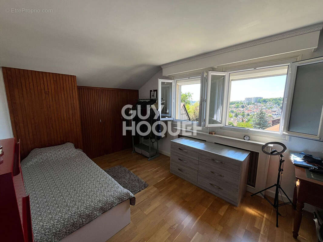Maison Gagny 5 pièces 130 m2 - 209m² au sol - photo 12