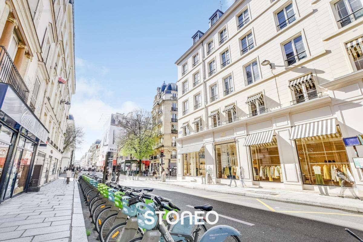 Appartement à PARIS-3E