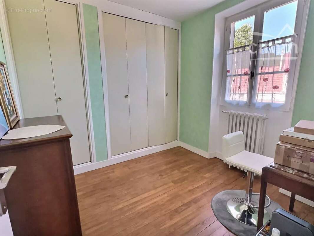 Maison à CONGIS-SUR-THEROUANNE