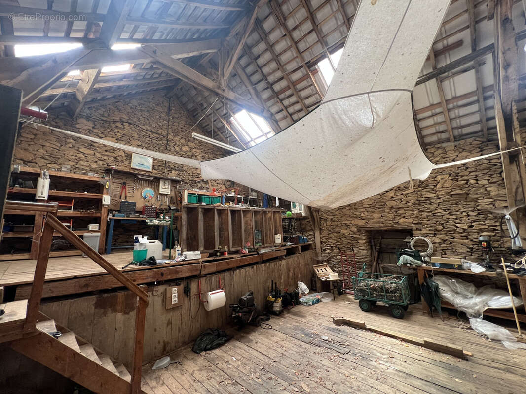 Maison à Saint-Merd-de-Lapleau en Corrèze - photo 13