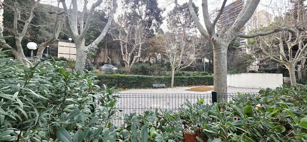 MARSEILLE 13010- A VENDRE- APPARTEMENT T3/4- - Appartement à MARSEILLE-10E