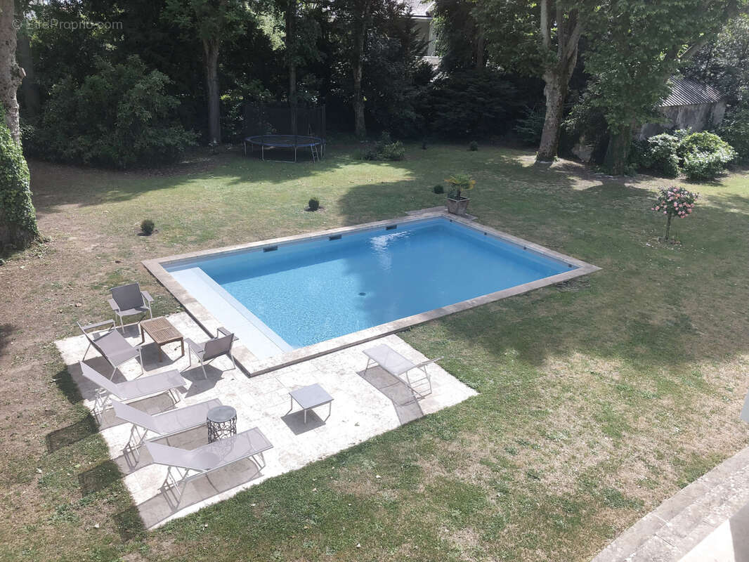 Autre à TOURS