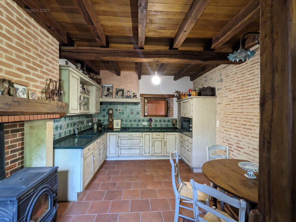 Maison à SAINT-BONNET-TRONCAIS