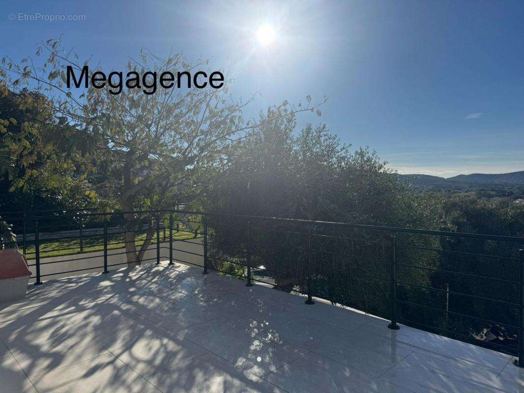 Maison à LE LAVANDOU