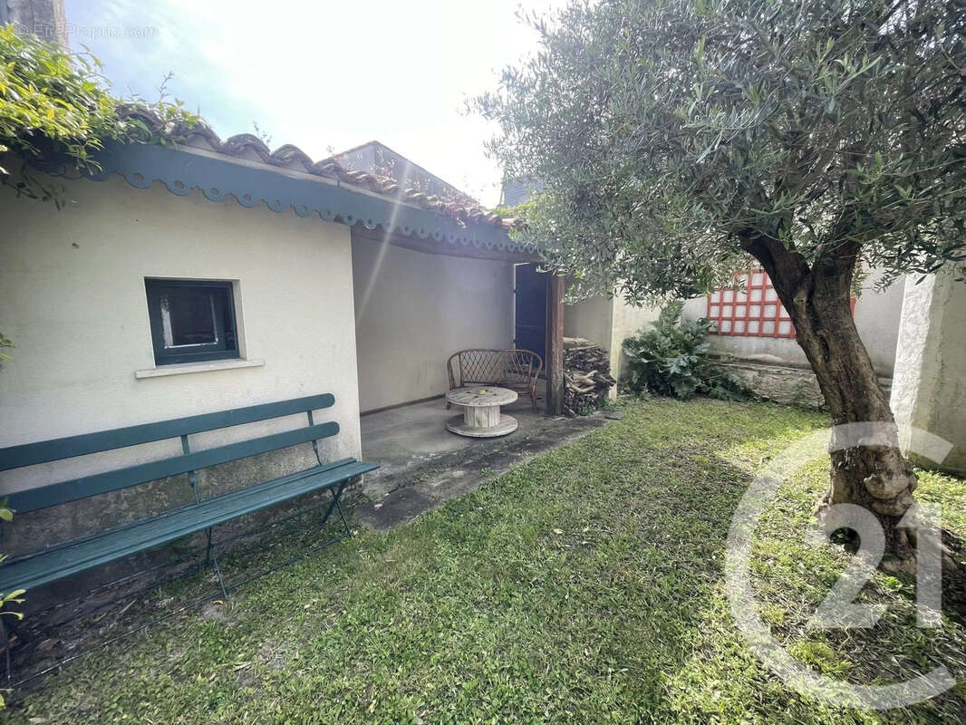 Maison à SAINT-GEORGES-DE-DIDONNE