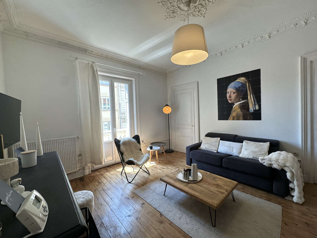 Appartement à SAINT-ETIENNE