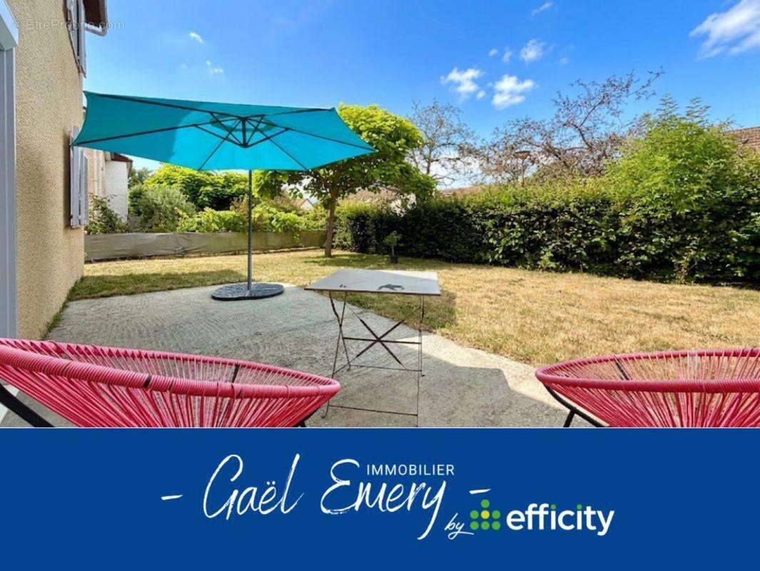 Maison 120 m² à Saint-Pavace  - photo 14