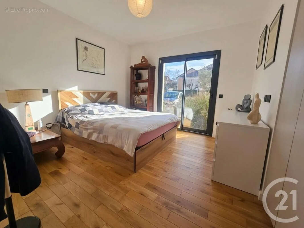 Appartement à MAISONS-ALFORT