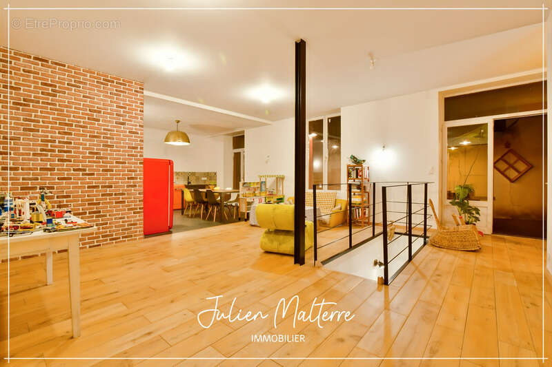 Appartement à SAINT-ETIENNE