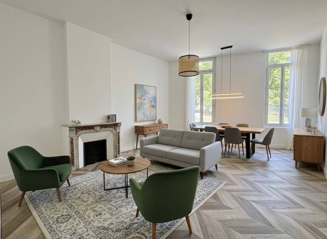 Appartement à MARSEILLE-1E