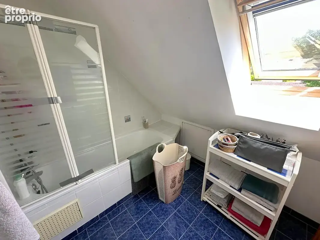 A VENDRE - Maison TRIE CHATEAU - 5 chambres - 122 m2/ Garage / Dépendance/ 1000 m² terrain - photo 13