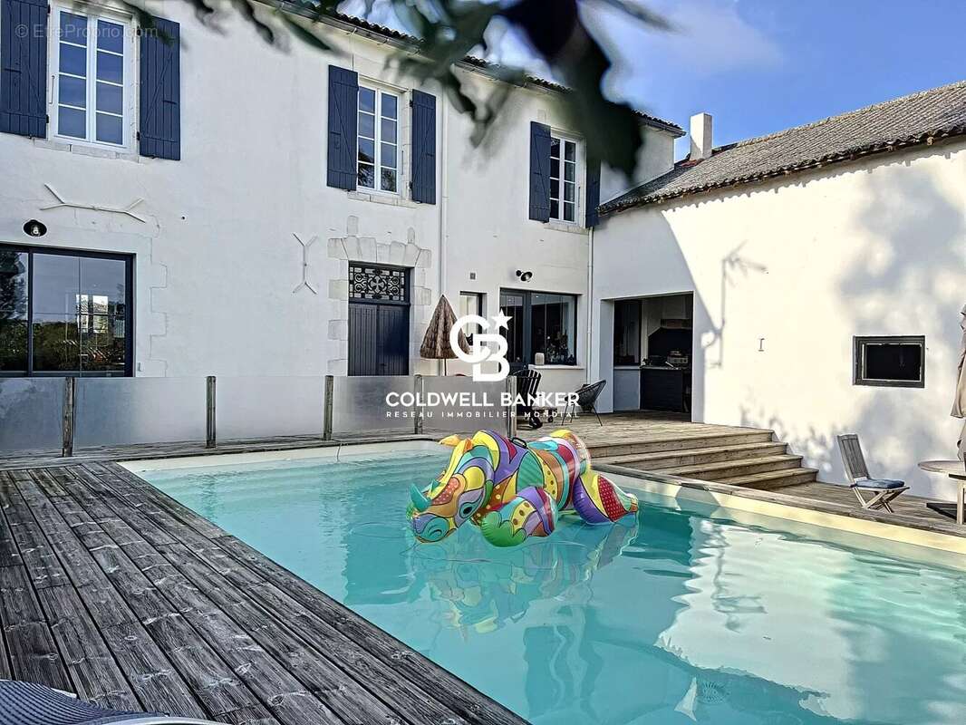 Maison à SAINTE-SOULLE