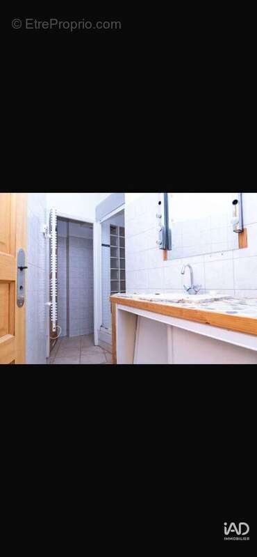 Photo 3 - Commerce à PARIS-11E