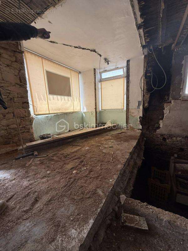 Maison à COUPTRAIN