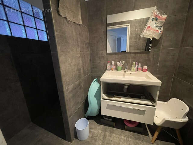 Ideal investissement-charmamnte maison de ville vendue louee- perpignan - photo 7