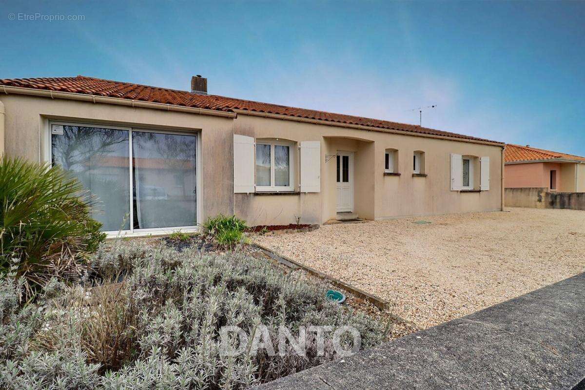 Maison à ARTHON-EN-RETZ