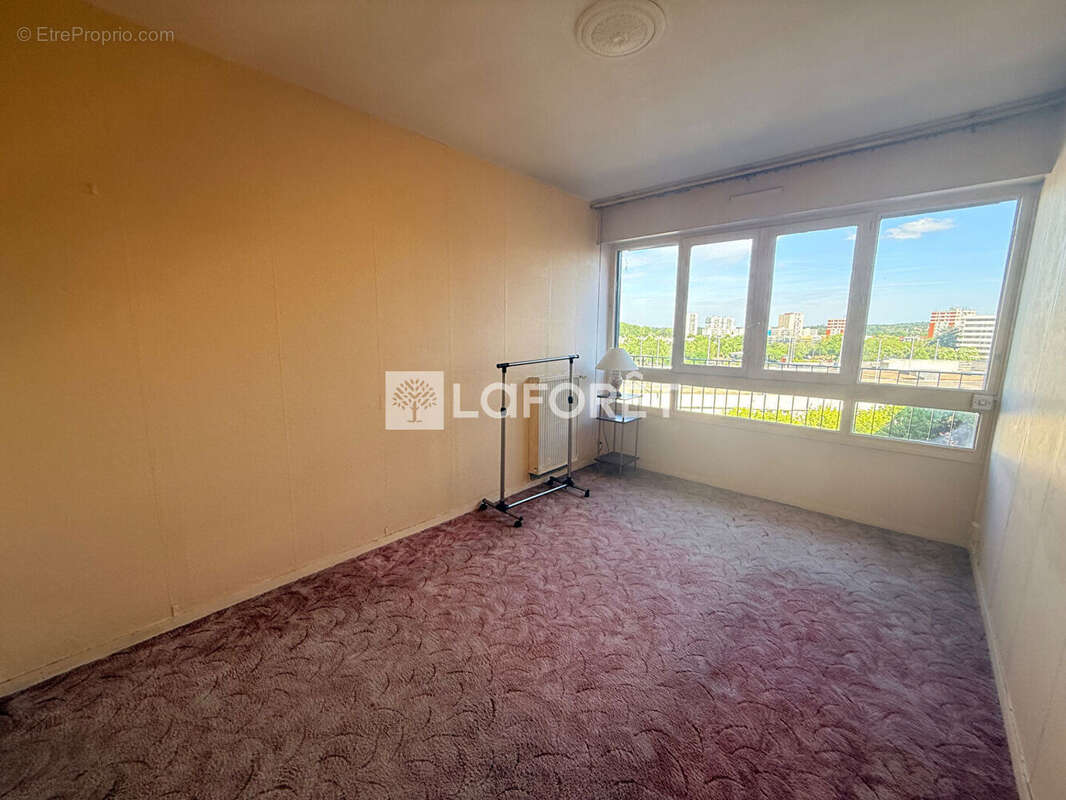 Appartement à LES MUREAUX