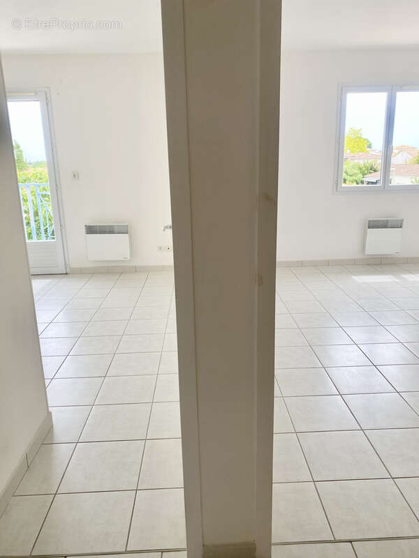 Maison à VAUX-SUR-MER