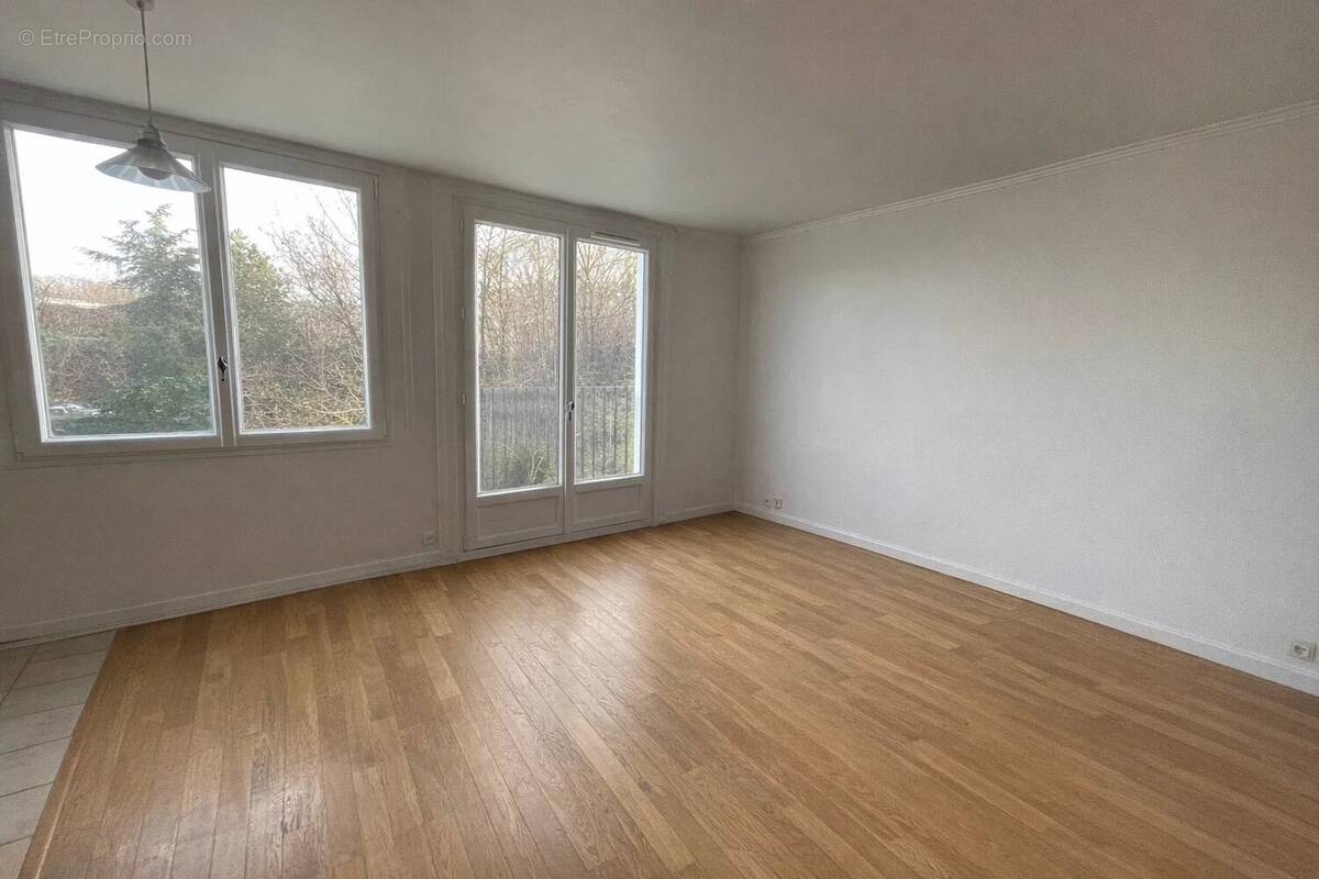 Appartement à RUEIL-MALMAISON