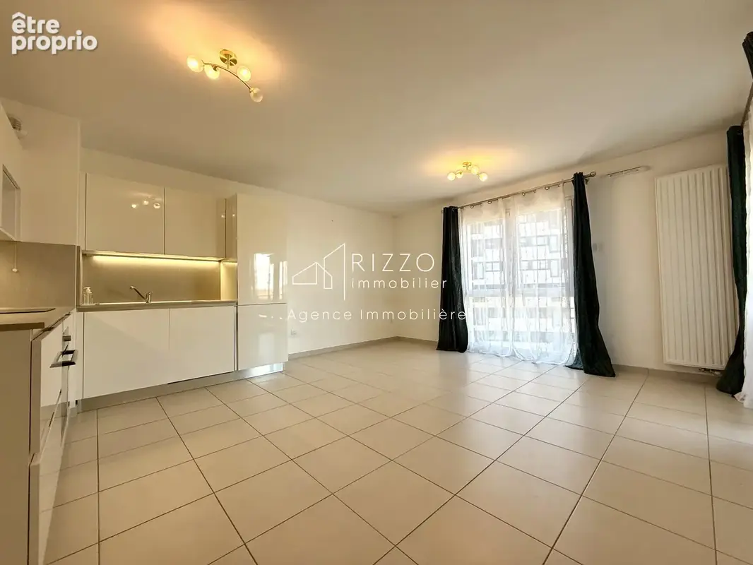 Joli F3 centre ville de Thonon-les-Bains - photo 4
