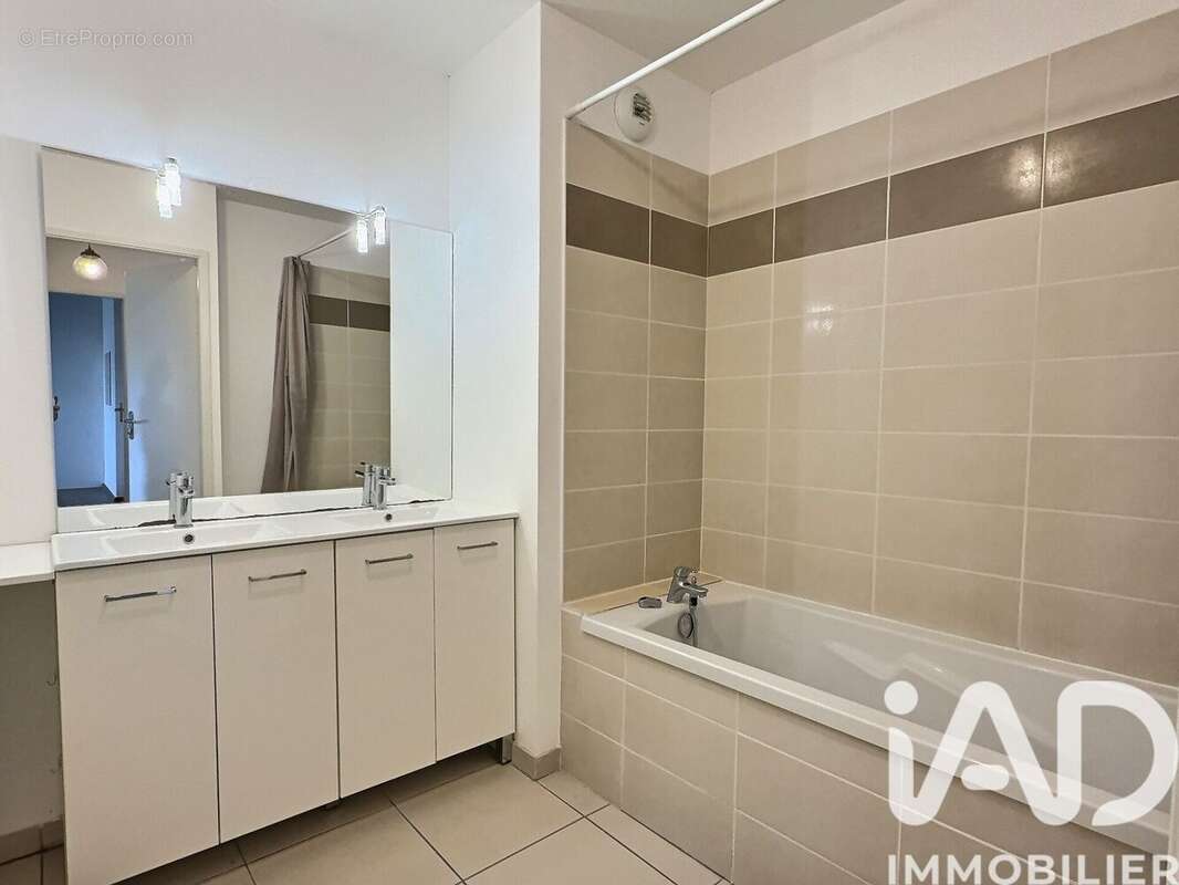 Photo 7 - Appartement à CENON