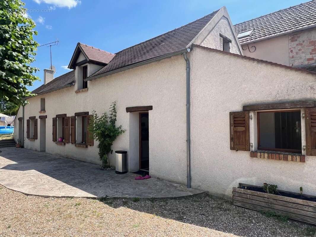 Vente Maison Houdan(78550) 235 000ï¿œ - photo 2