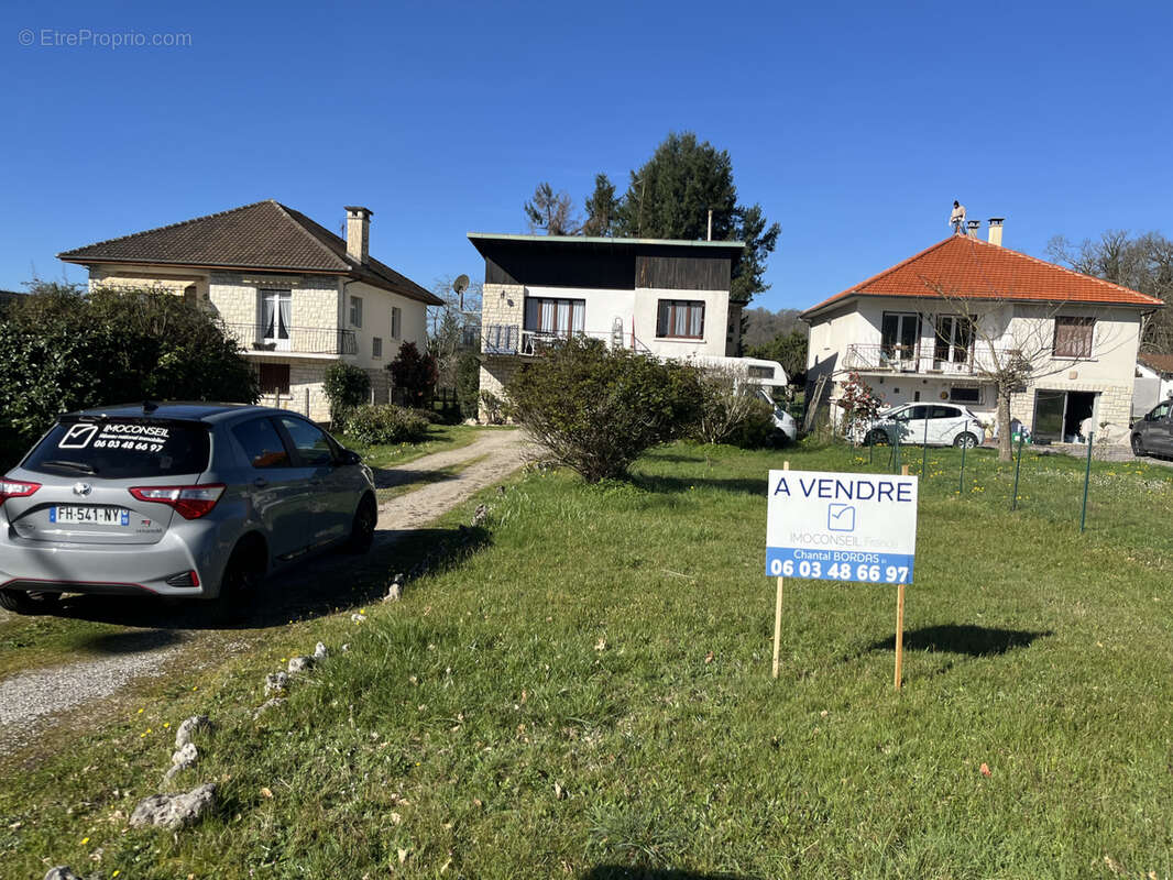 Maison à DAMPNIAT