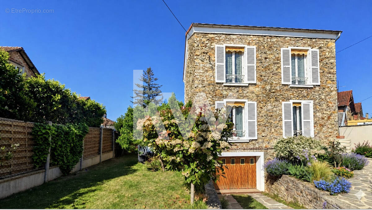 Maison à SOISY-SOUS-MONTMORENCY