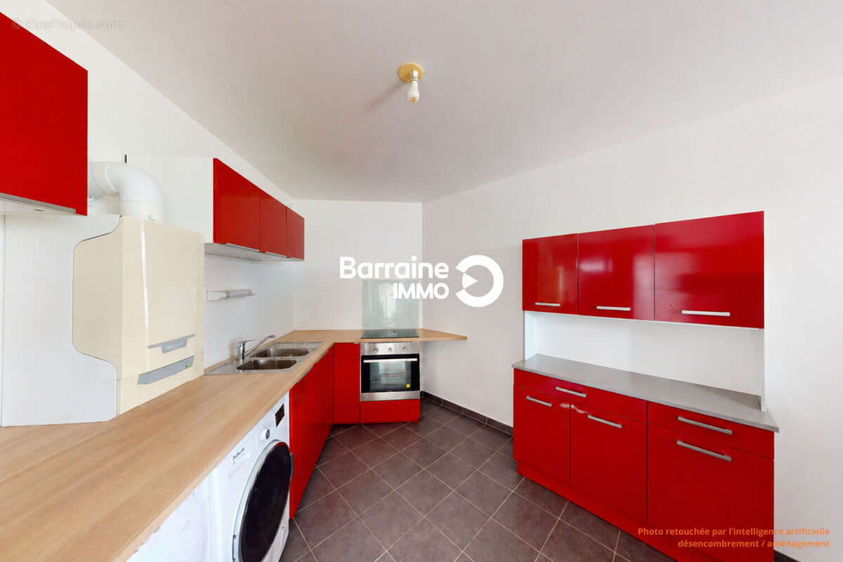 A vendre - exclusivite - brest saint-pierre t2 avec locataire en place - photo 3