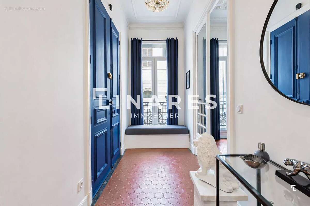 HAUSSMANN BLEU - Appartement T4 de 124m2 - 13001 - photo 5