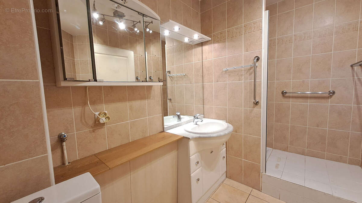 Appartement à SAINT-REMY-LES-CHEVREUSE