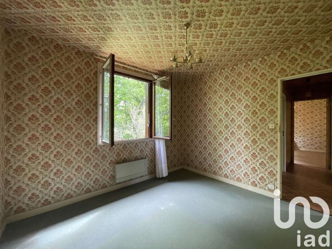 Photo 5 - Maison à NEUVIC-ENTIER