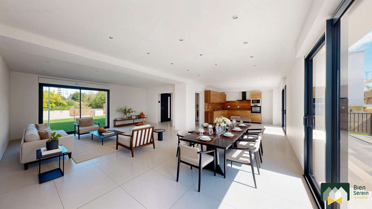 Maison à MAINVILLIERS