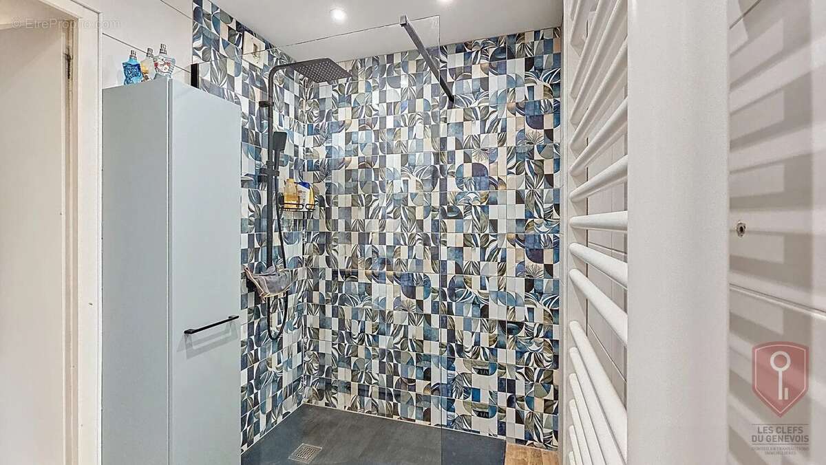 Appartement à VETRAZ-MONTHOUX