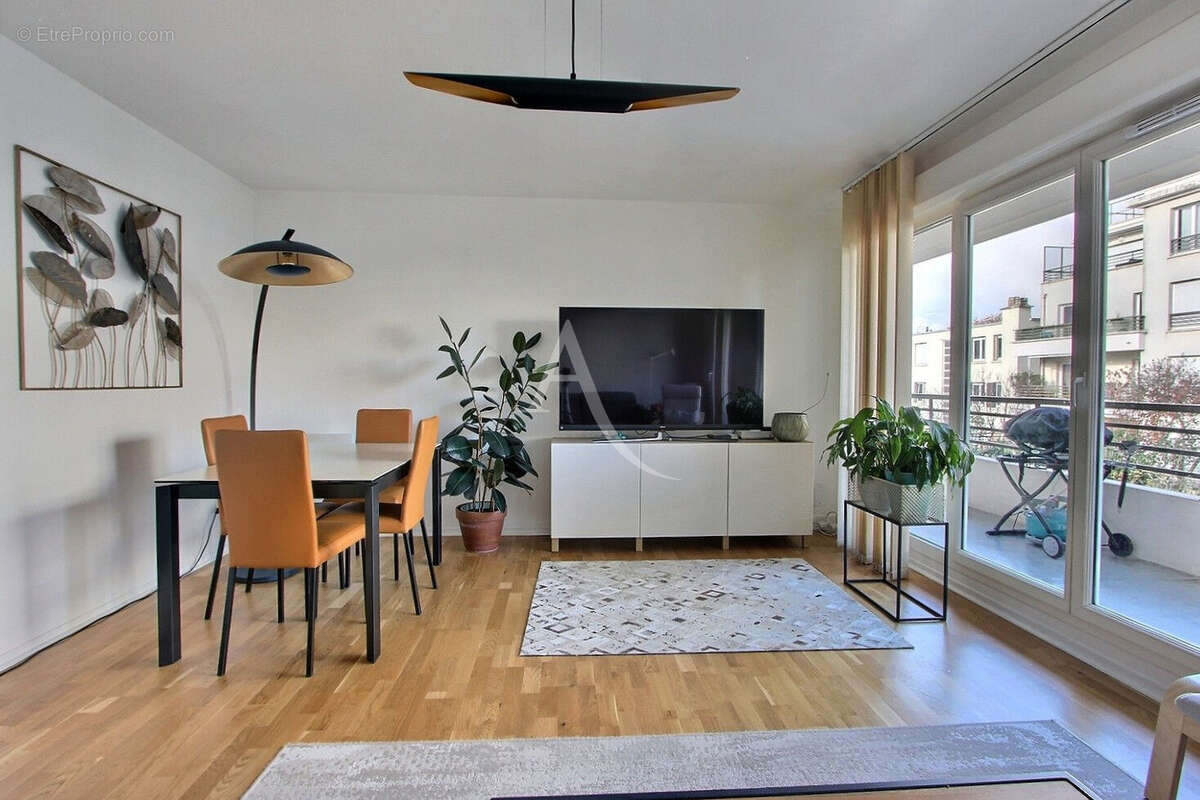 Appartement à ASNIERES-SUR-SEINE