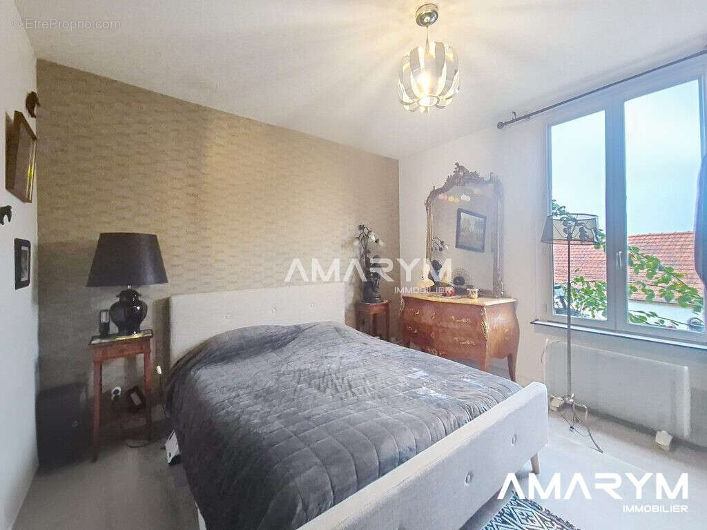 Maison à INCHEVILLE