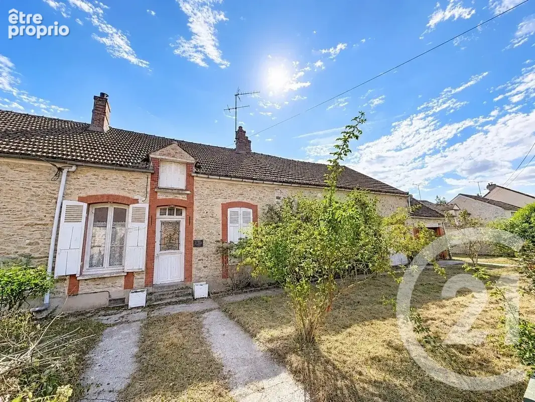 Photo Maison à Fontains au prix de 182 000€