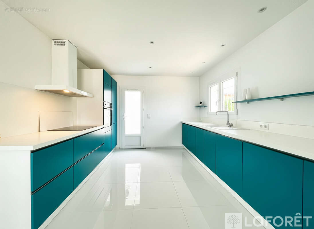 Maison Frejus 4 pièce(s) 110 m2 - photo 4
