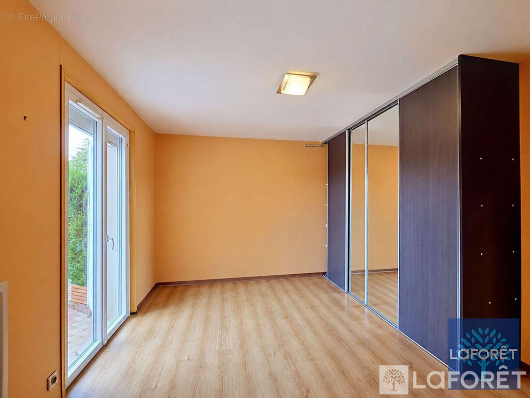 Maison de plain Pied  - 5 pièce(s) 183 m2 - photo 6