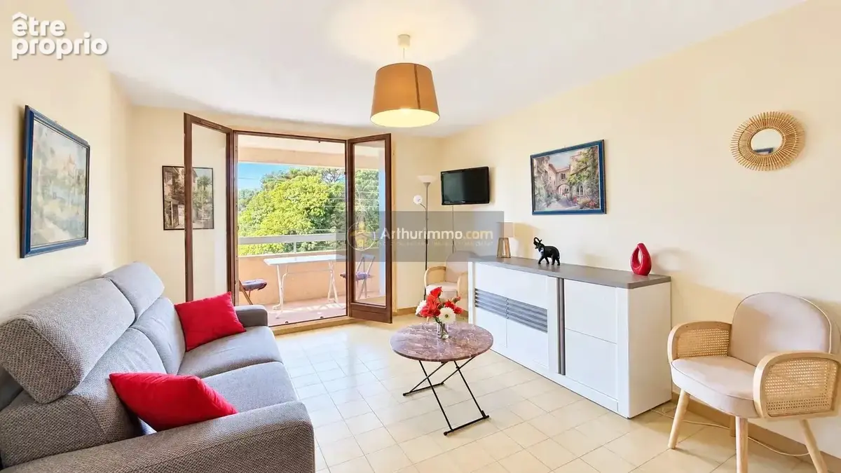 Appartement à FREJUS