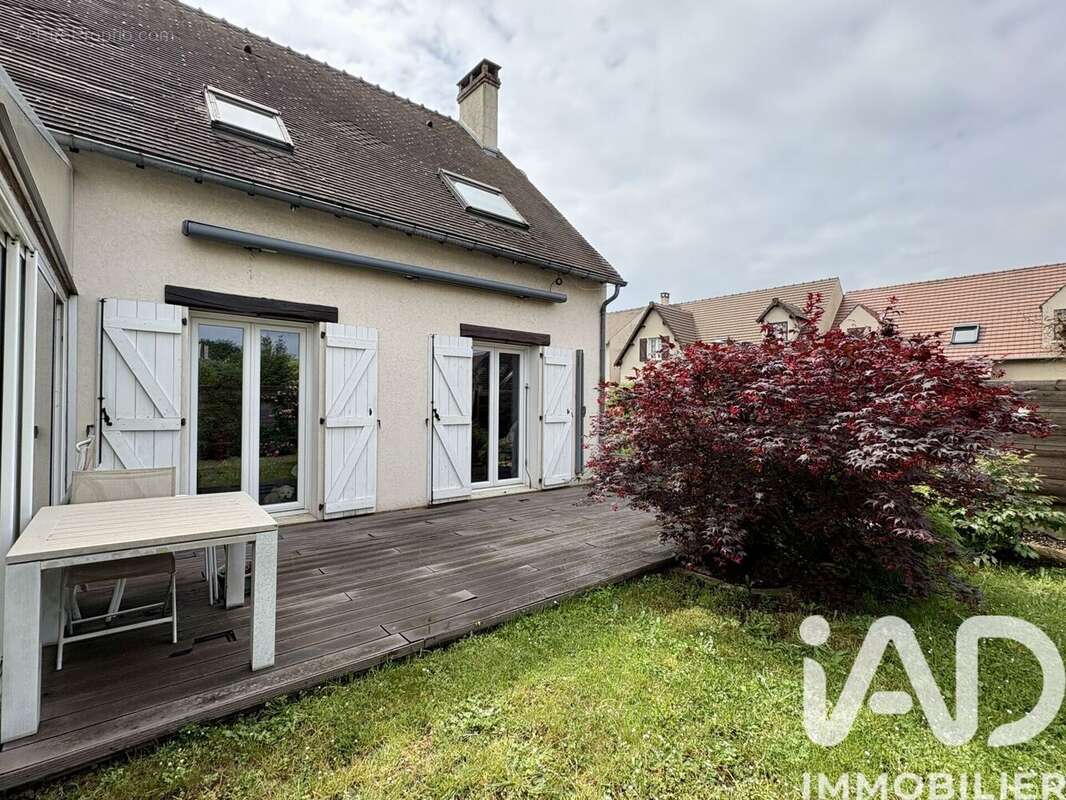 Maison 118 m² à Viry-Chatillon  - photo 2