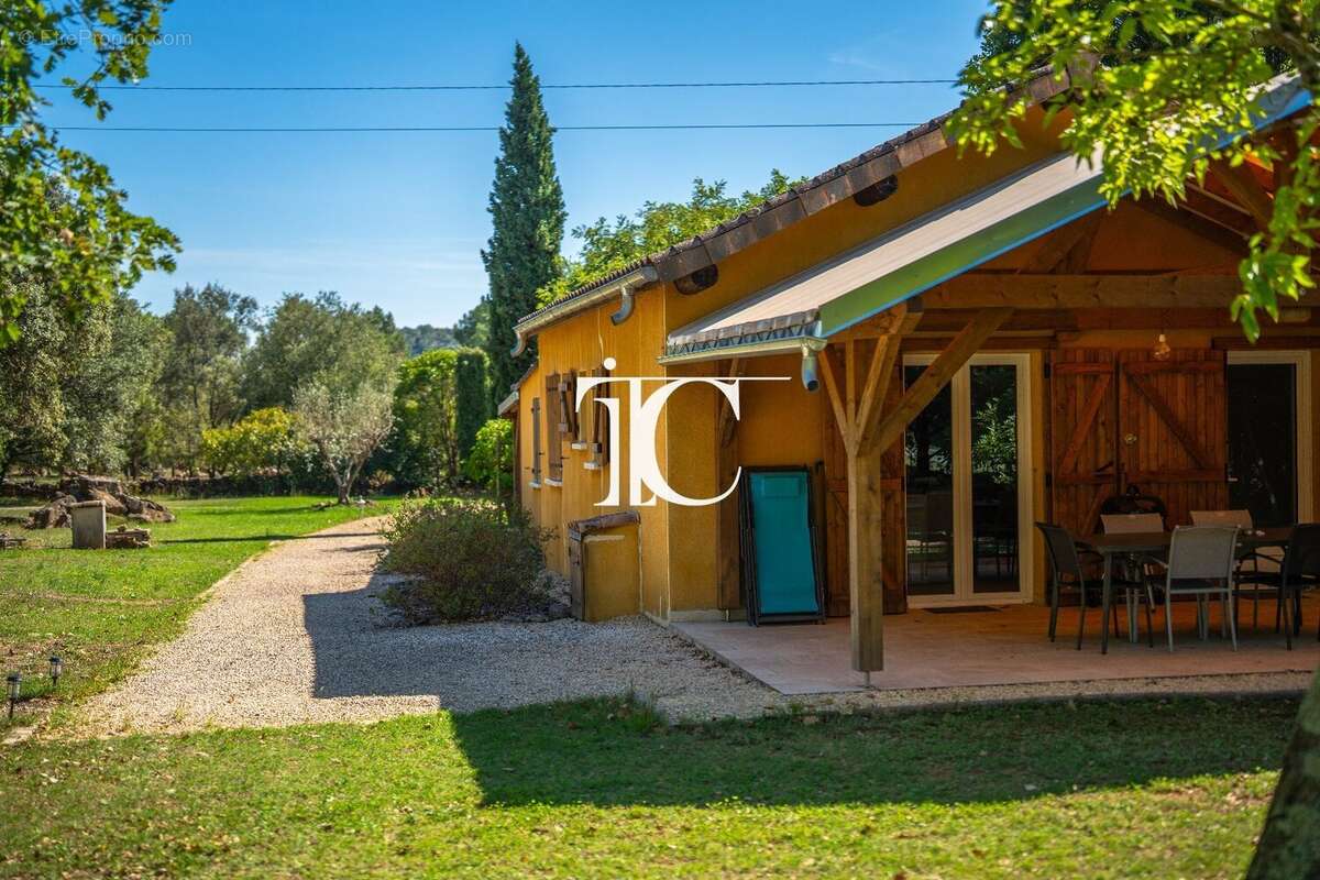 Maison à LES VANS
