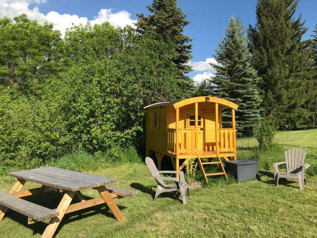 Commerce à SELONNET