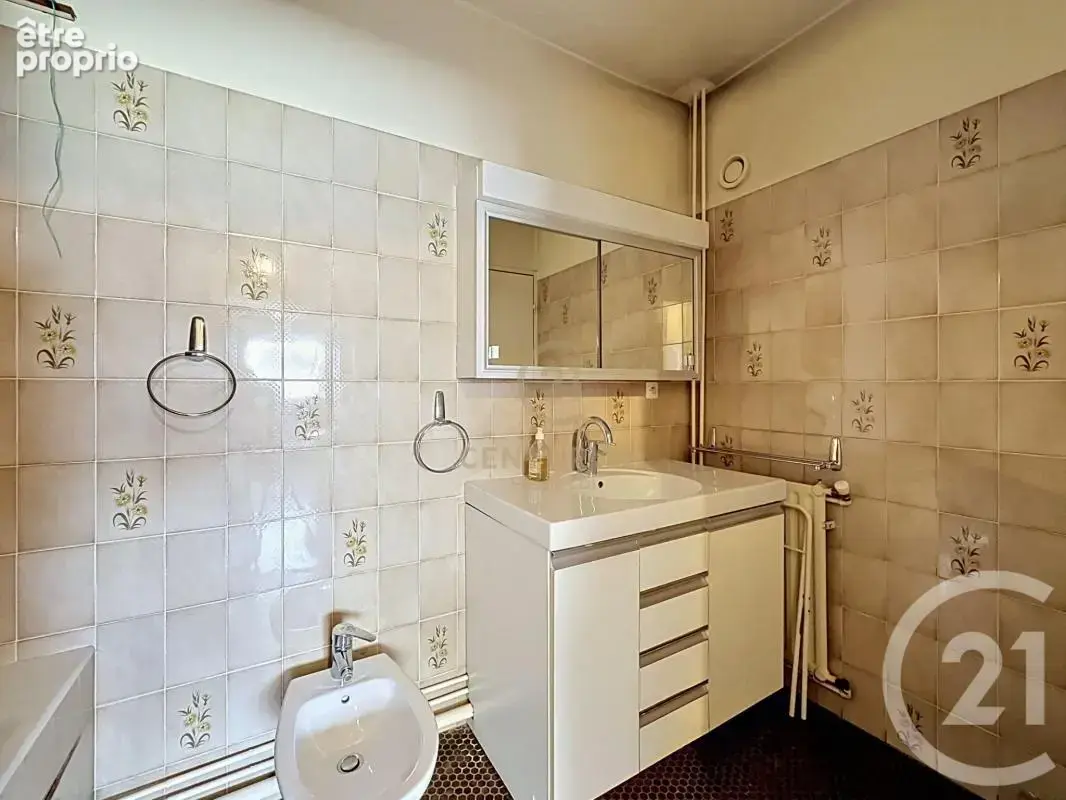 Appartement 94 m² à Lyon-8e  - photo 6