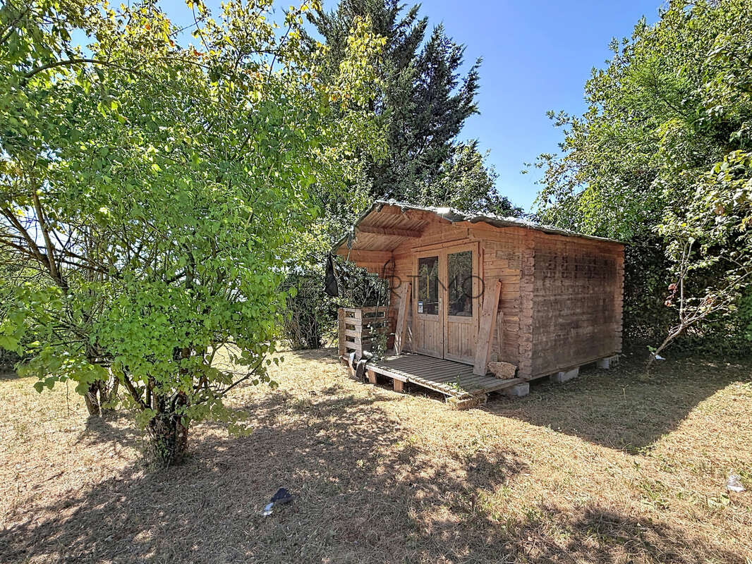 Burnand : Authentique maison en pierre avec 3 149 m2 de terrain - photo 30