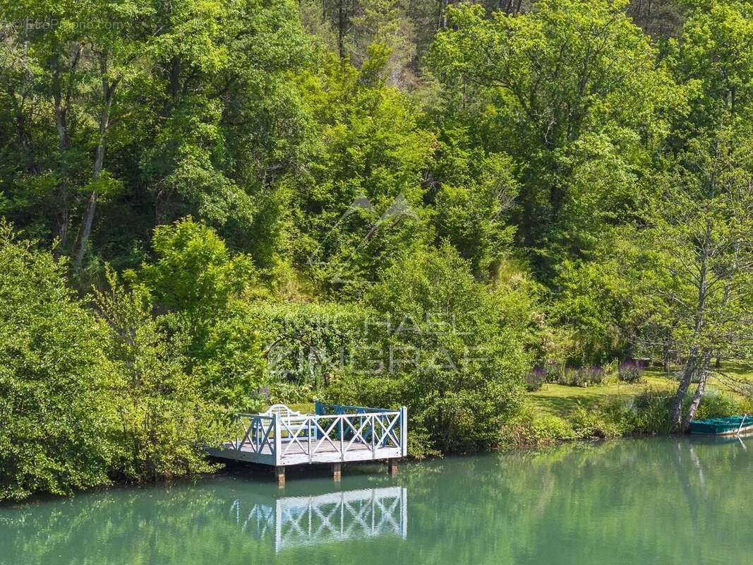 Maison à MAUZENS-ET-MIREMONT
