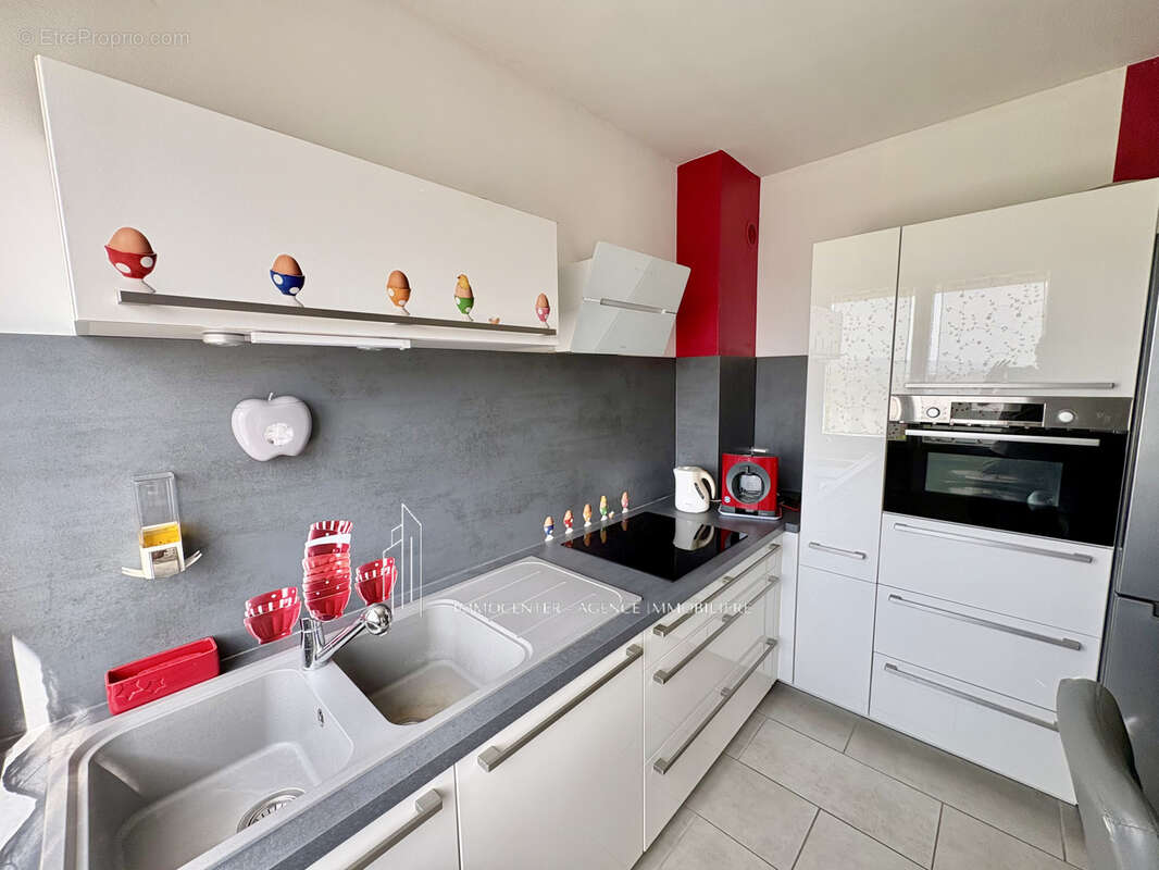Appartement T2 Ascenseur et Clim - Agence Immocenter Chanas - photo 5