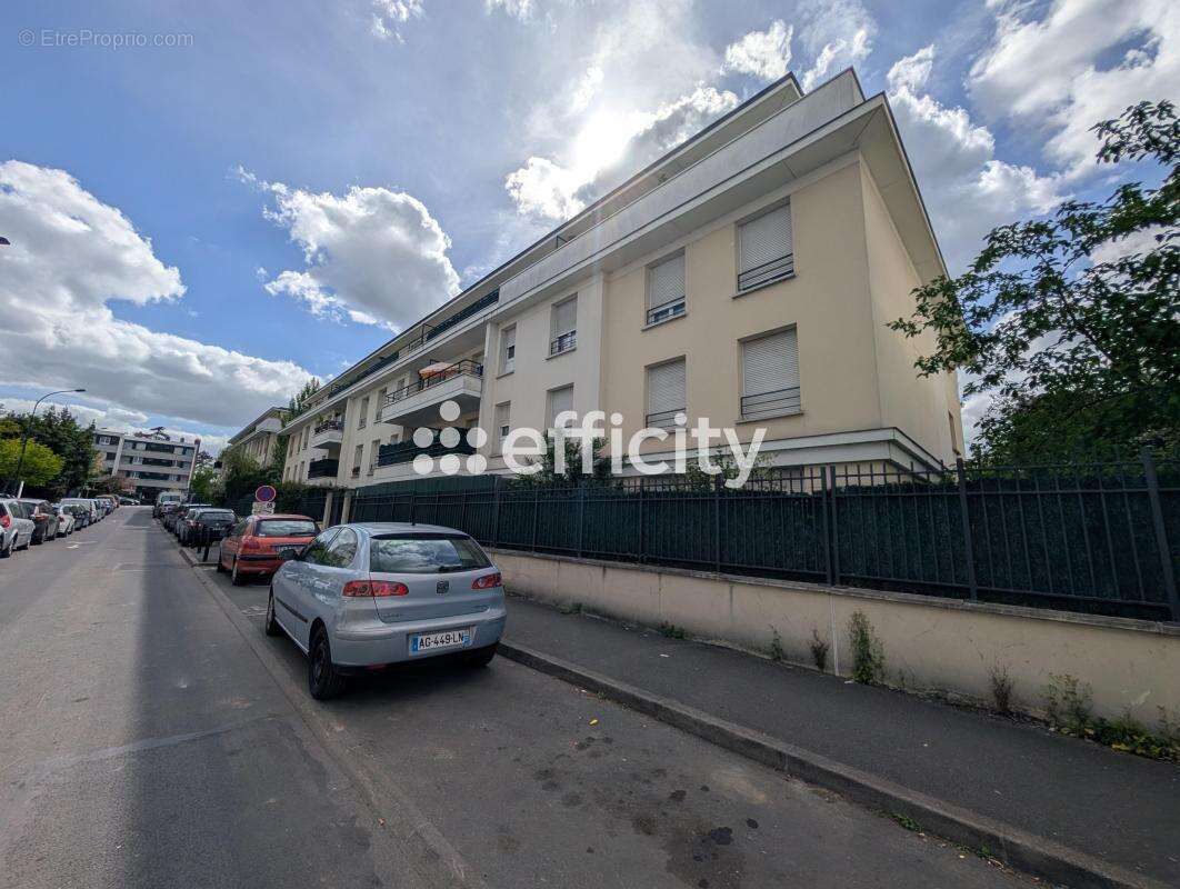 Appartement à EPINAY-SUR-SEINE