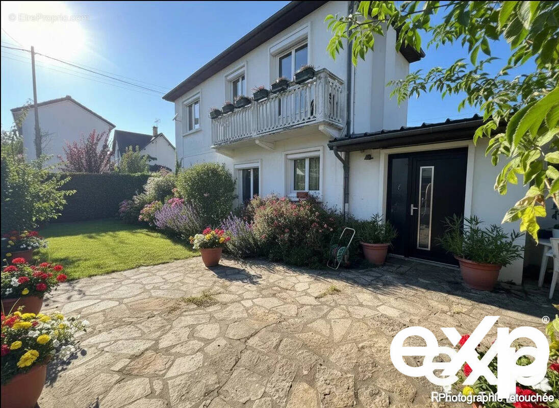 Maison à LIVRY-GARGAN